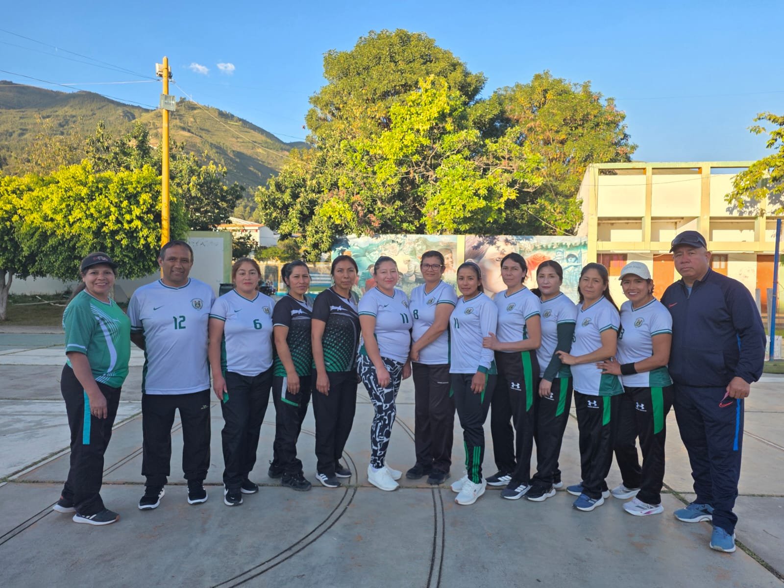 CONFRATERNIDAD Y DEPORTE MARCARON CELEBRACIÓN POR EL 39.º ANIVERSARIO DE “ESMERALDA DE LOS ANDES”