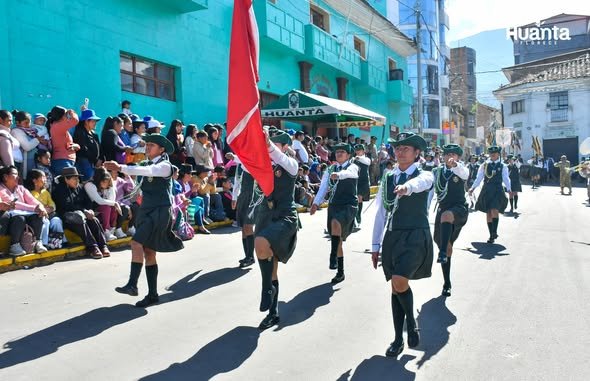 “ESMERALDA DE LOS ANDES” SE ALISTA PARA CELEBRAR A LO GRANDE SUS 39 AÑOS DE VIDA INSTITUCIONAL