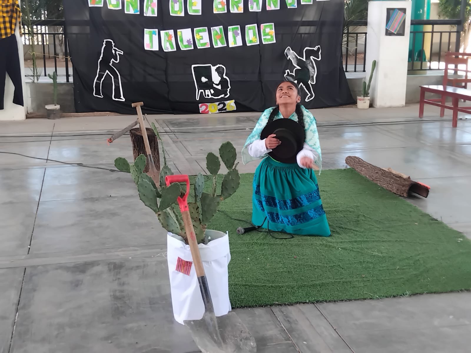 “ESMERALDA DE LOS ANDES” REAFIRMA SU SEMILLERO ARTÍSTICO CON BRILLANTE CONCURSO DE PINTURA Y CANTO