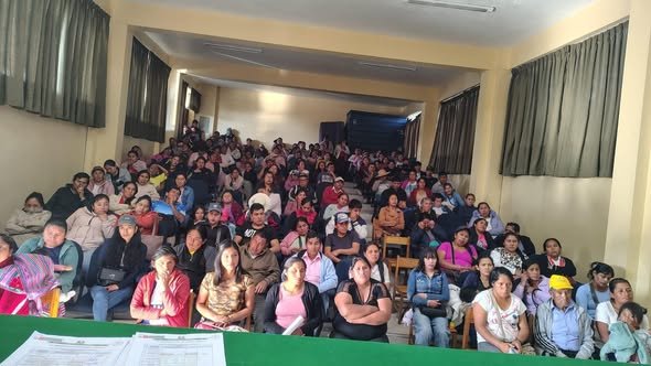 “ESMERALDA DE LOS ANDES” CONSOLIDA EL COMPROMISO ENTRE PADRES Y DOCENTES POR UNA EDUCACIÓN DE CALIDAD
